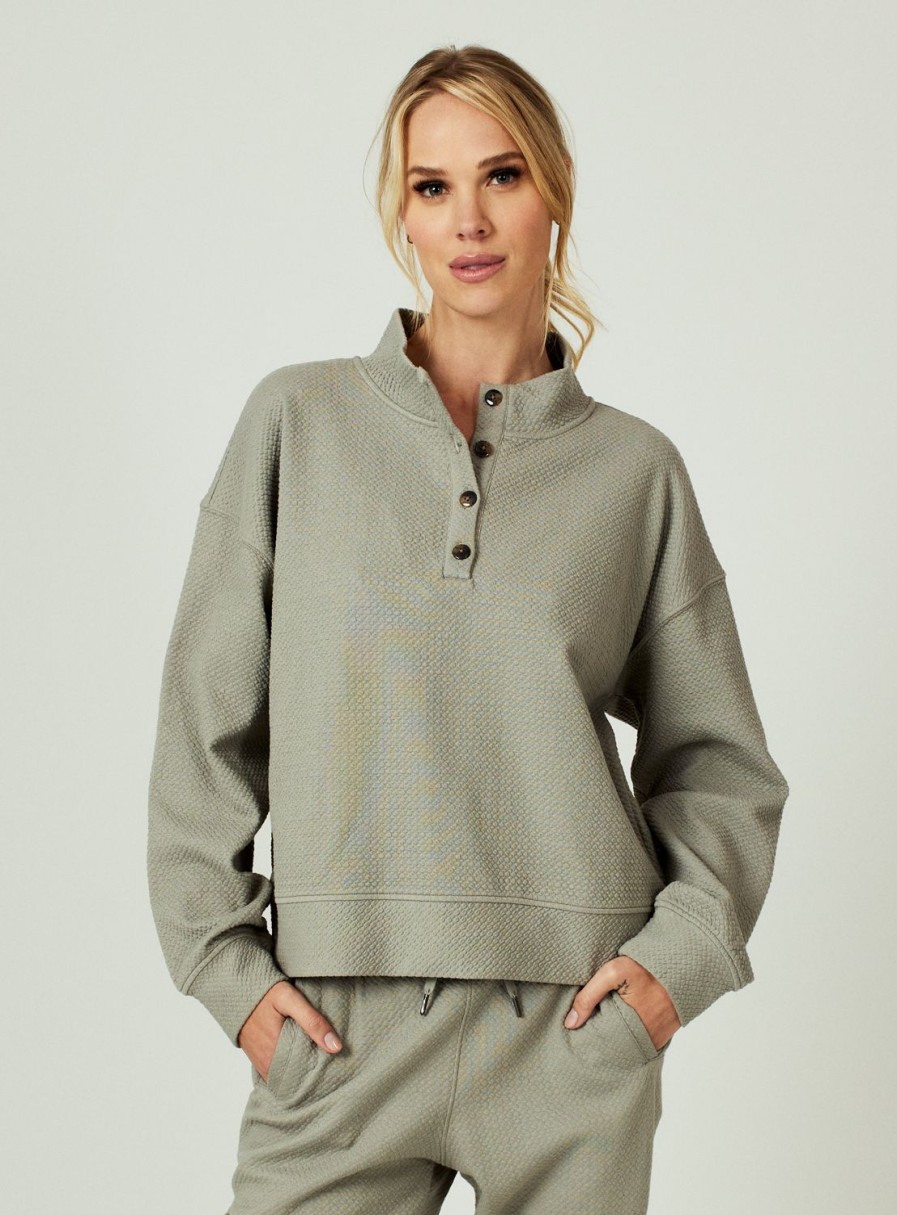 Women 7 Diamonds Pullovers | Restoration Button Pullover