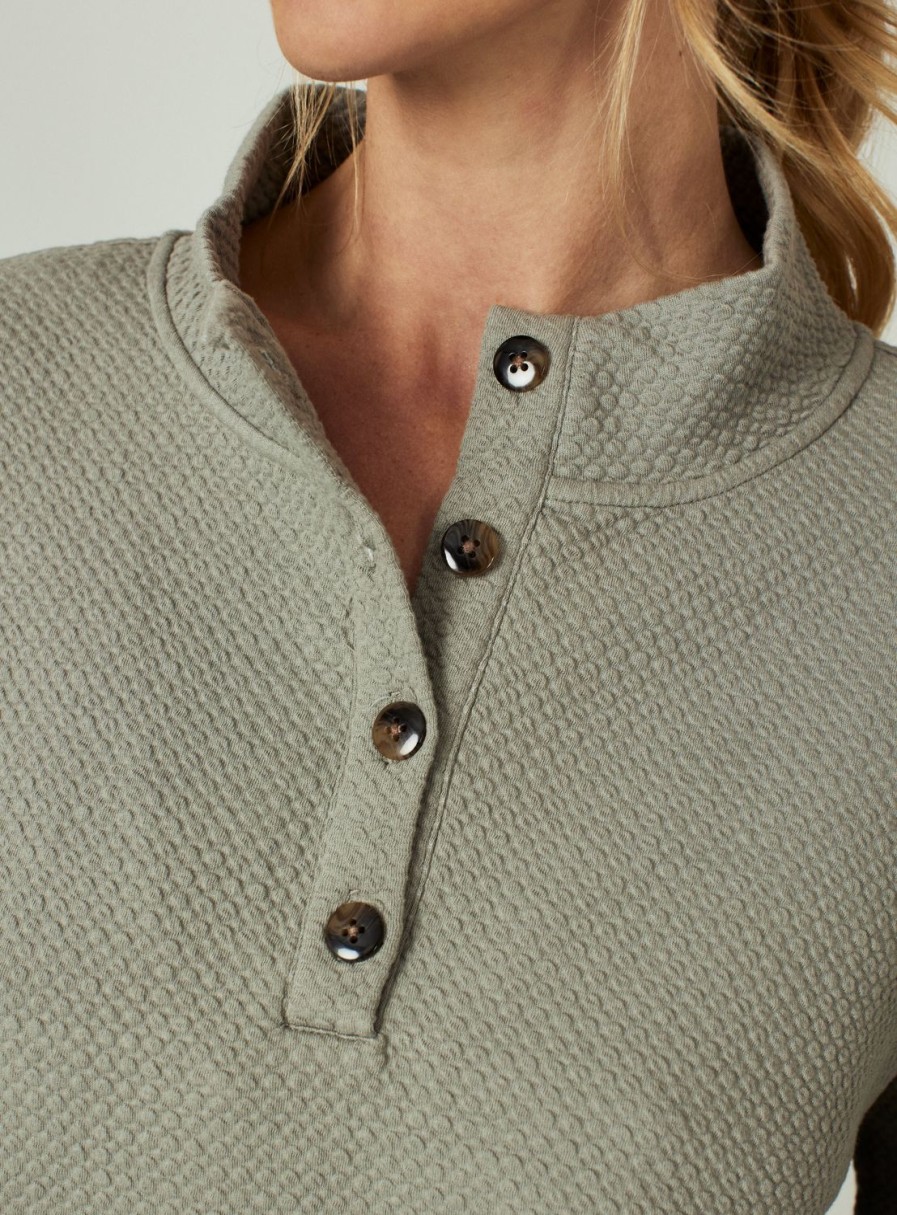 Women 7 Diamonds Pullovers | Restoration Button Pullover