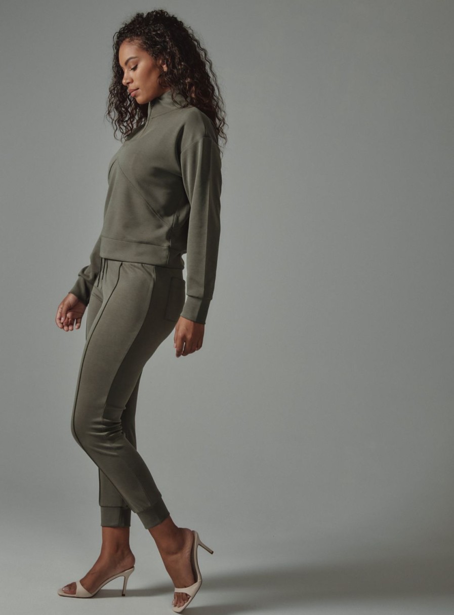 Women 7 Diamonds Joggers | Rev Slim Fit Jogger