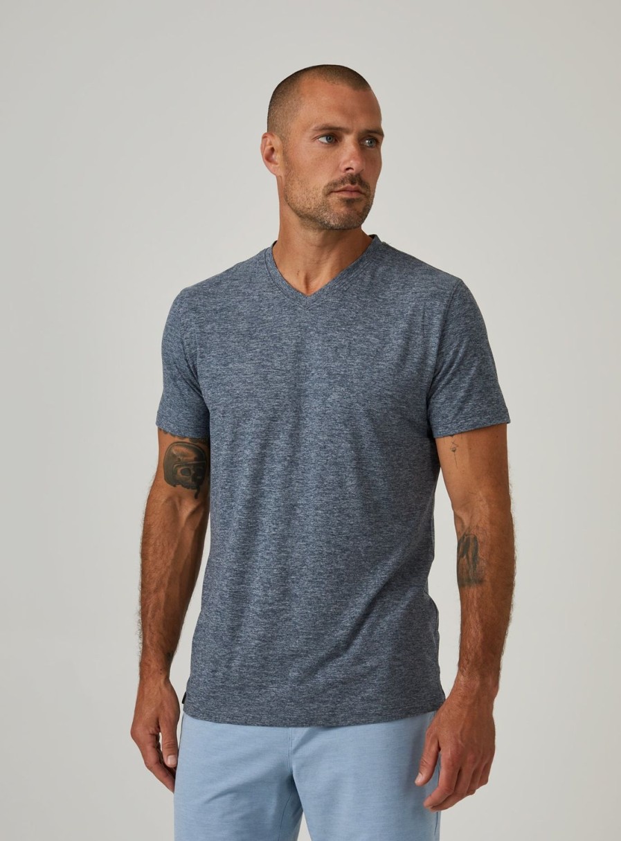 Men 7 Diamonds Tees & Henleys | Core V-Neck Tee