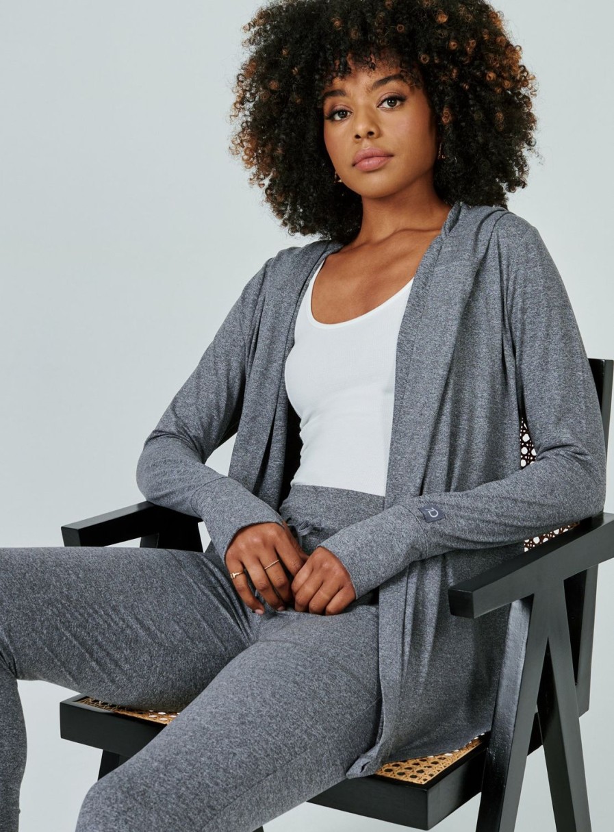 Women 7 Diamonds Pullovers | Core Throwover