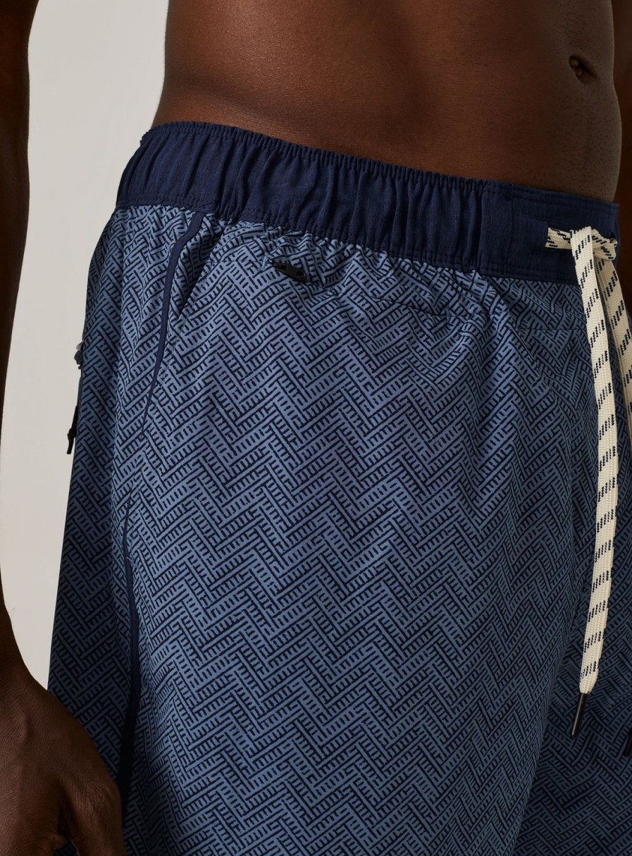 Men 7 Diamonds Shorts | Printed Core Active 8" Short