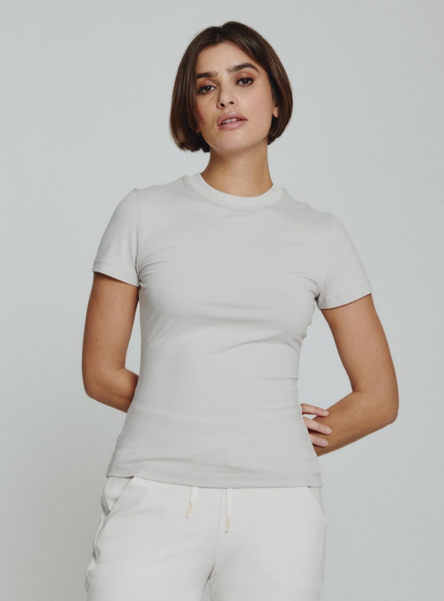 Women 7 Diamonds Short Sleeve | Core Crew Neck Tee