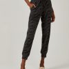 Women 7 Diamonds Pants | Generation Soft Tigris Jogger