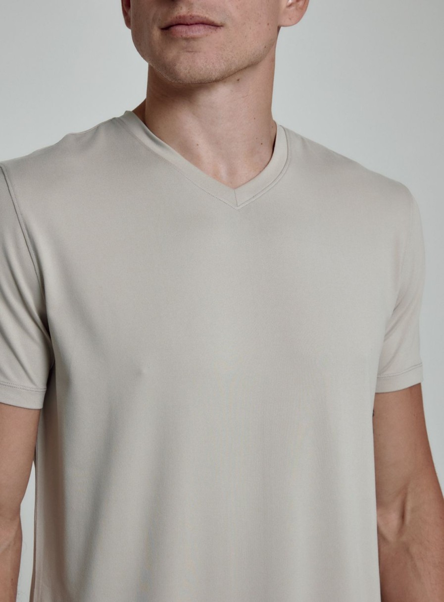 Men 7 Diamonds Tees & Henleys | Core V-Neck Tee