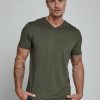 Men 7 Diamonds Tees & Henleys | Core V-Neck Tee