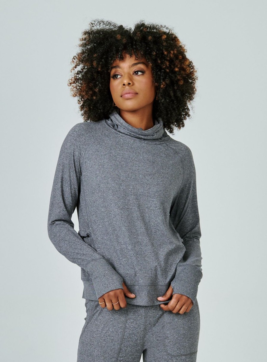 Women 7 Diamonds Pullovers | Core Pullover