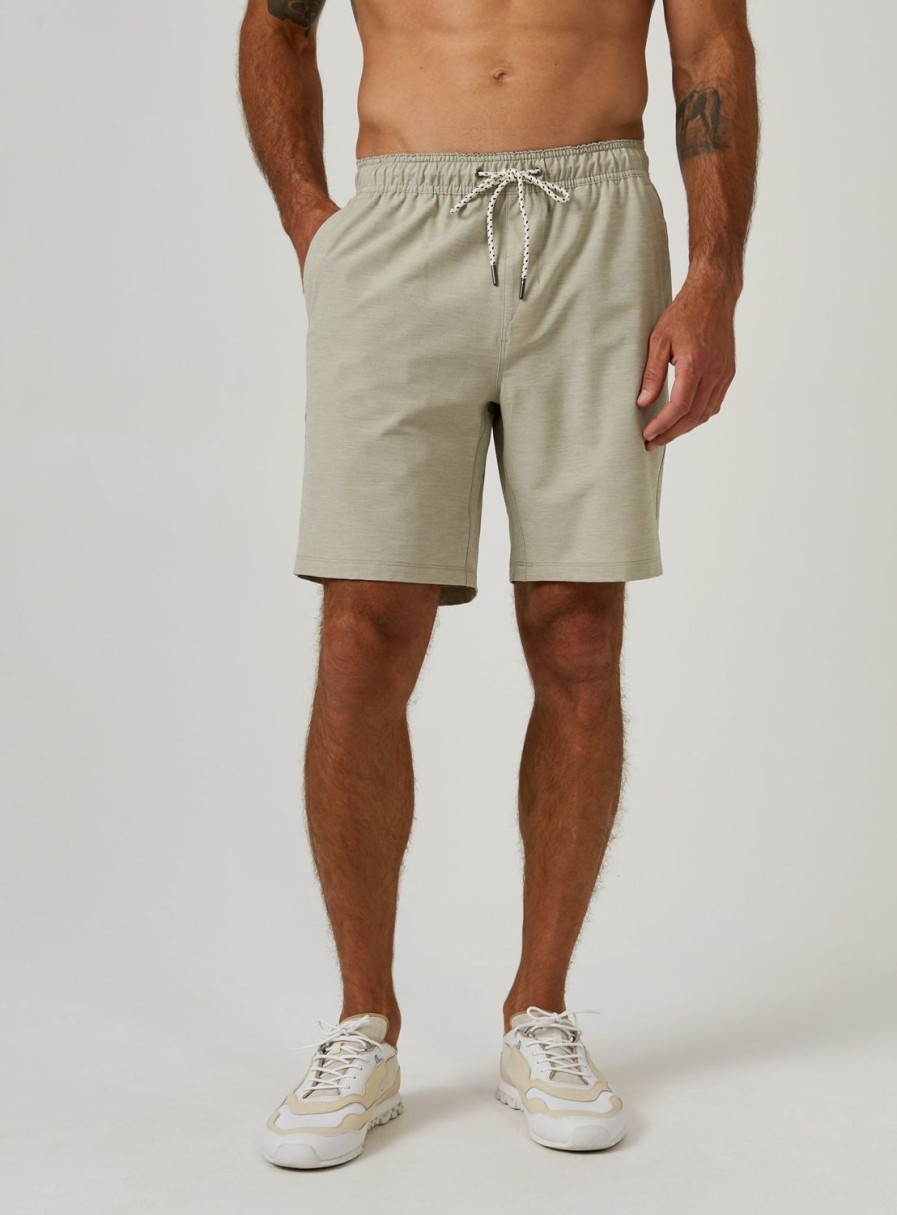 Men 7 Diamonds Shorts | Voyager Hybrid Short