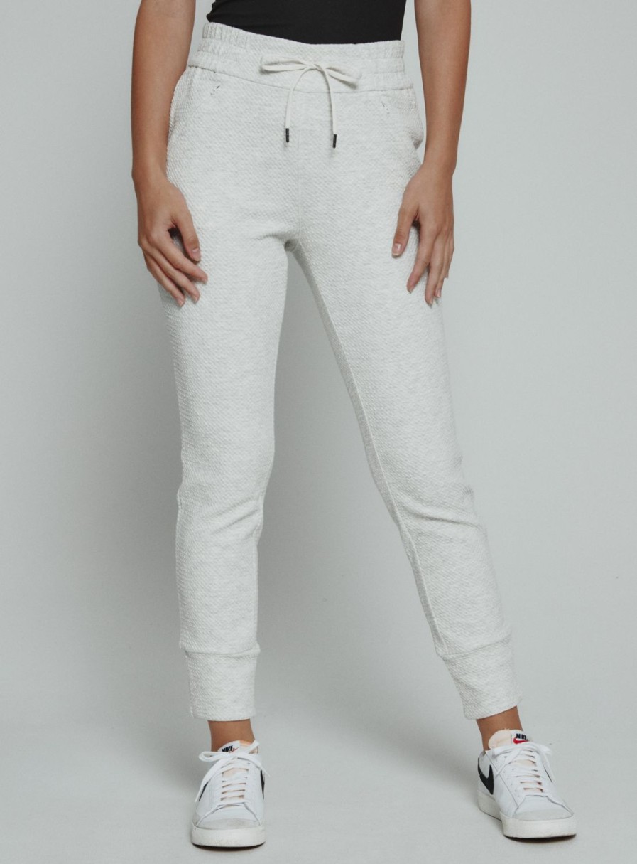 Women 7 Diamonds Joggers | Restoration Slim Fit Jogger