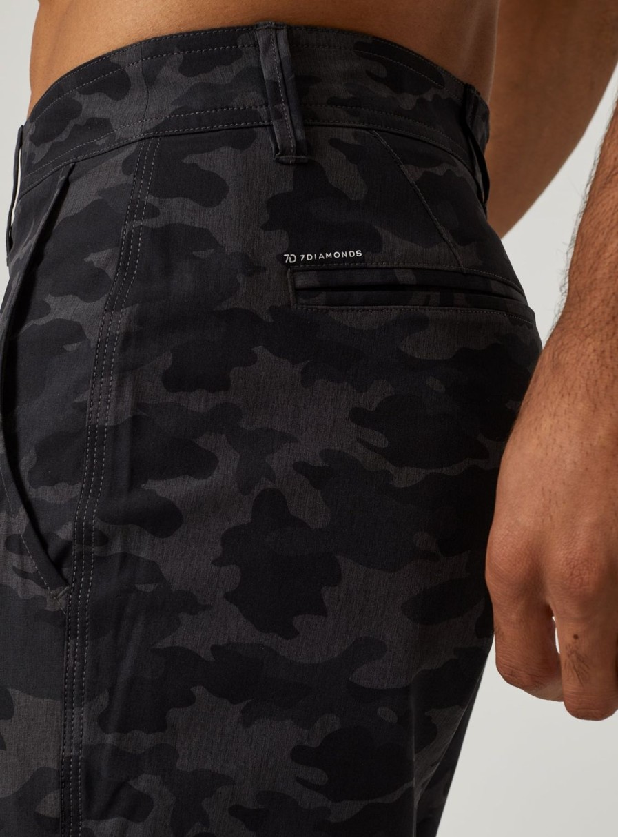 Men 7 Diamonds Shorts | Cloudbreak Hybrid Short