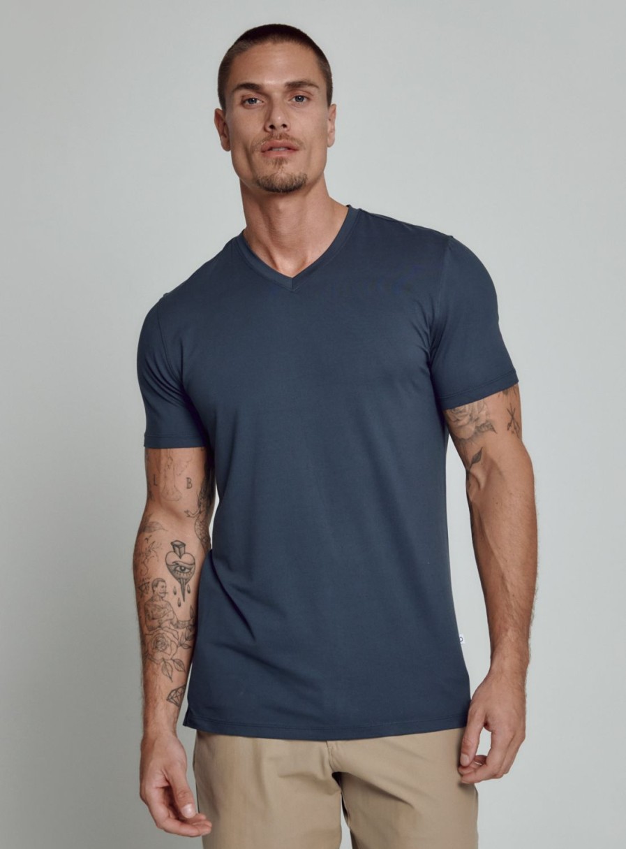 Men 7 Diamonds Tees & Henleys | Core V-Neck Tee