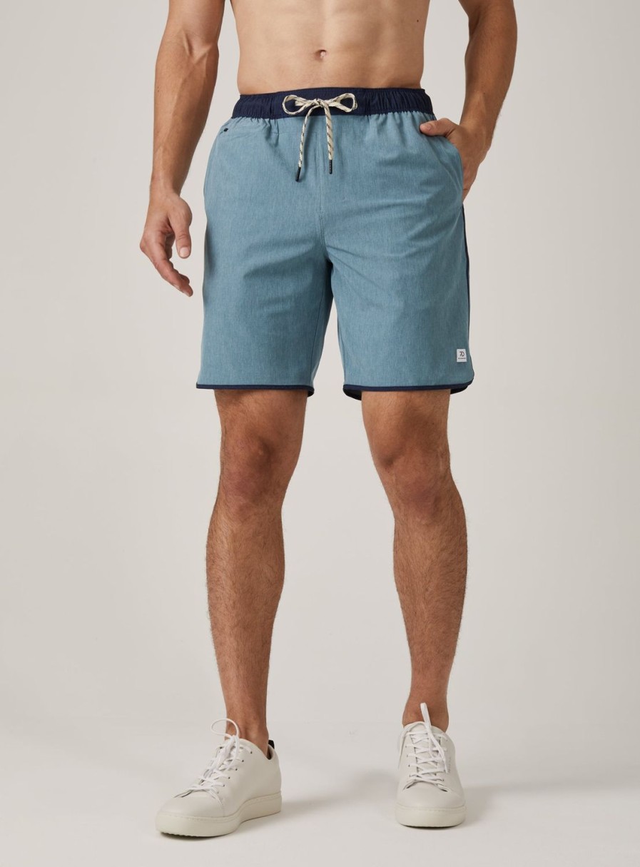 Men 7 Diamonds Shorts | Solid Core Active 8" Short